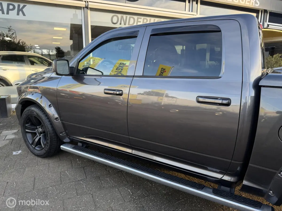1500 5.7 V8 Quad Cab 6'4 BTW CAMERA NAP LEDER