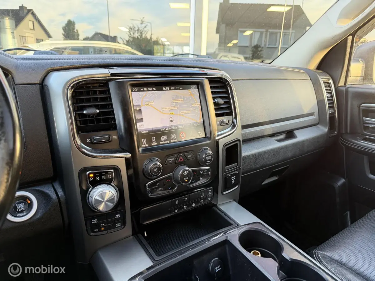 1500 5.7 V8 Quad Cab 6'4 BTW CAMERA NAP LEDER