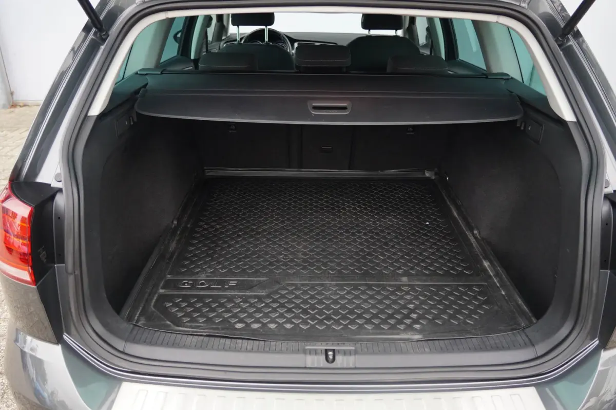 1.0 TSI 115pk Comfortline Business | Trekhaak | Stoelverwarming | Ergo Active Stoel | Navigatie