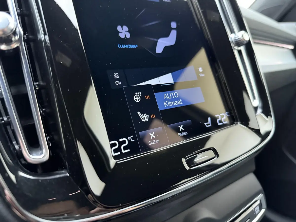 1.5 T4 Plug-in hybrid Plus Dark | Apple Carplay / Android Auto | Harman/Kardon | Parkeersensoren |