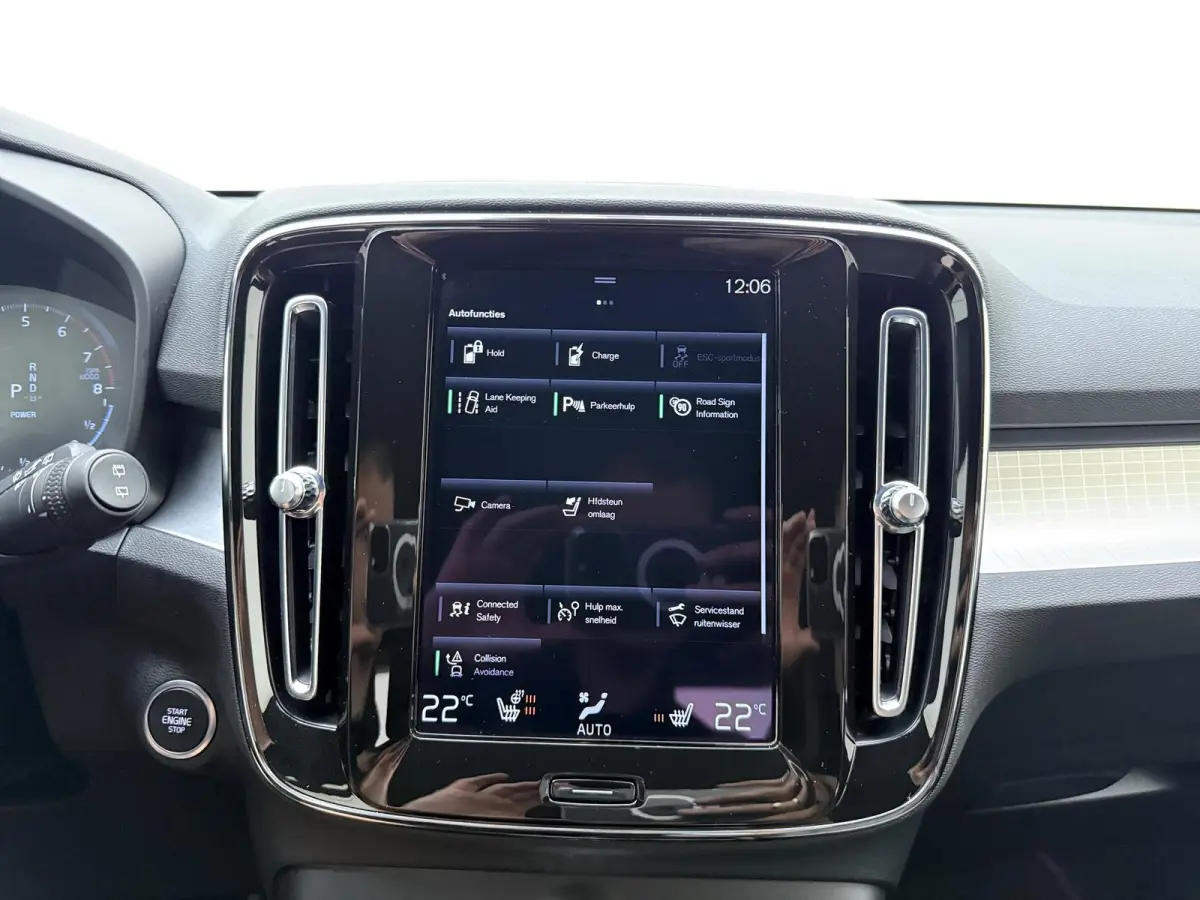 1.5 T4 Plug-in hybrid Plus Dark | Apple Carplay / Android Auto | Harman/Kardon | Parkeersensoren |
