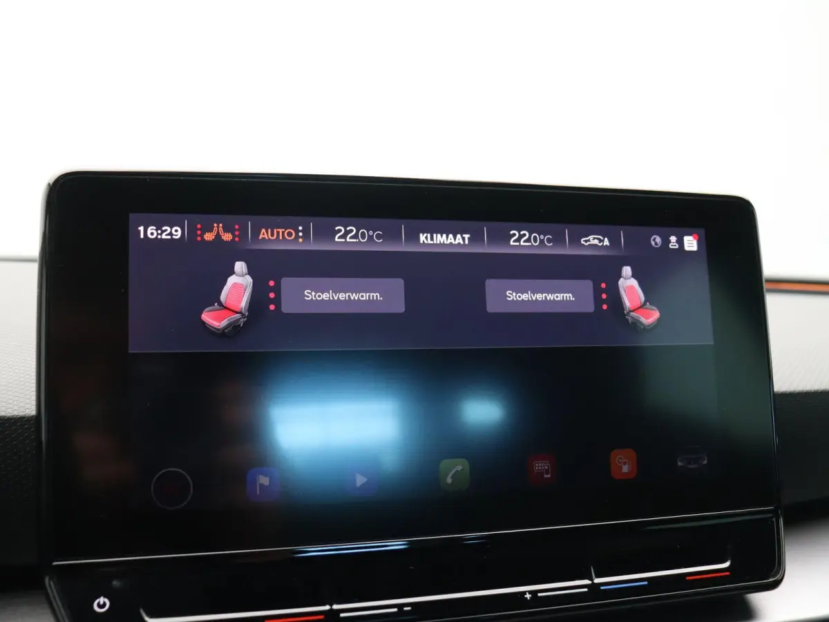 1.0 TSI FR Launch Edition | Climate Control | Stoel en Stuuverwarming | Cruise Control adaptief | Achteruitrijcamera | Sportstoelen | PDC voor en achter |