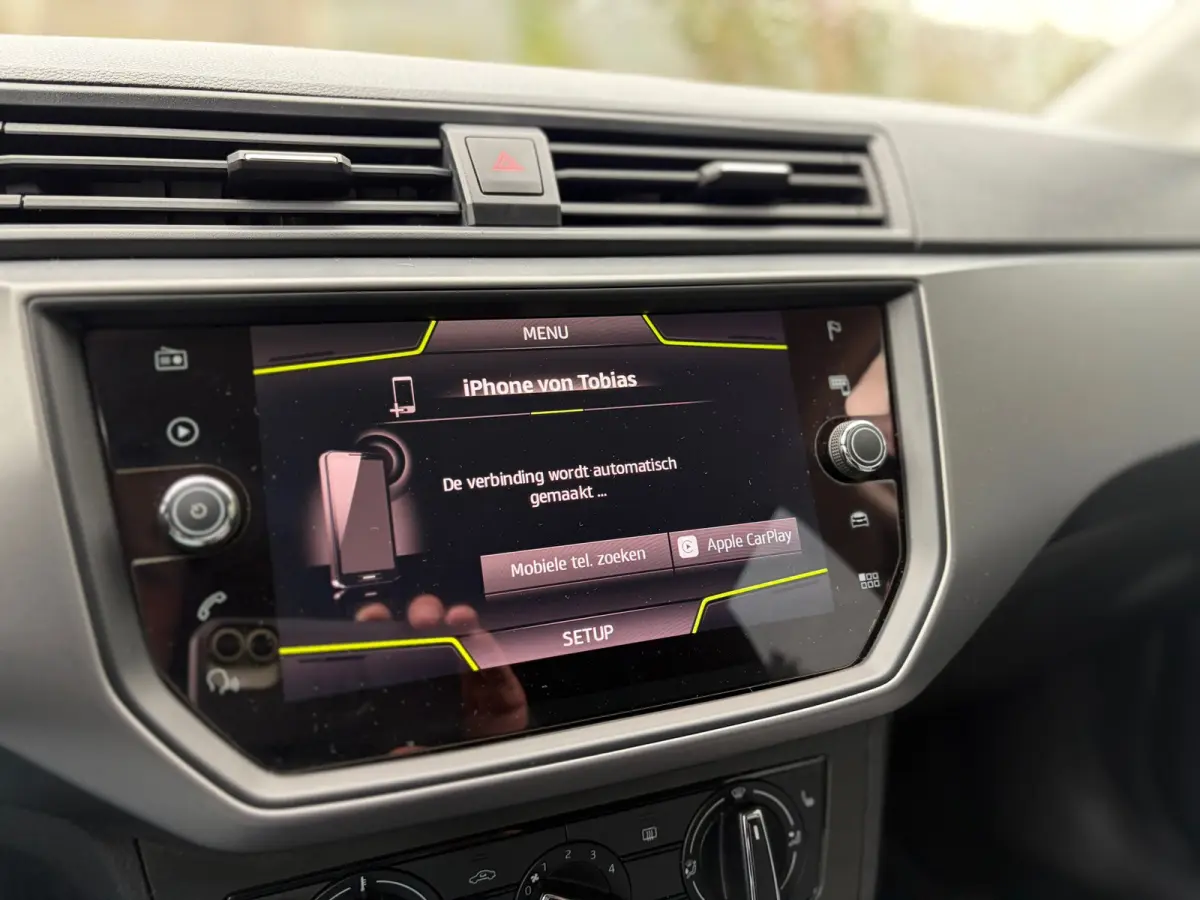 1.0 TSI FR LED I CAMERA I PDC I CARPLAY I CRUISE I DIKKE AUTO