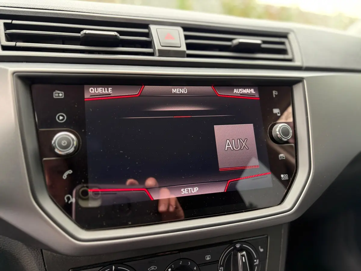 1.0 TSI FR LED I CAMERA I PDC I CARPLAY I CRUISE I DIKKE AUTO