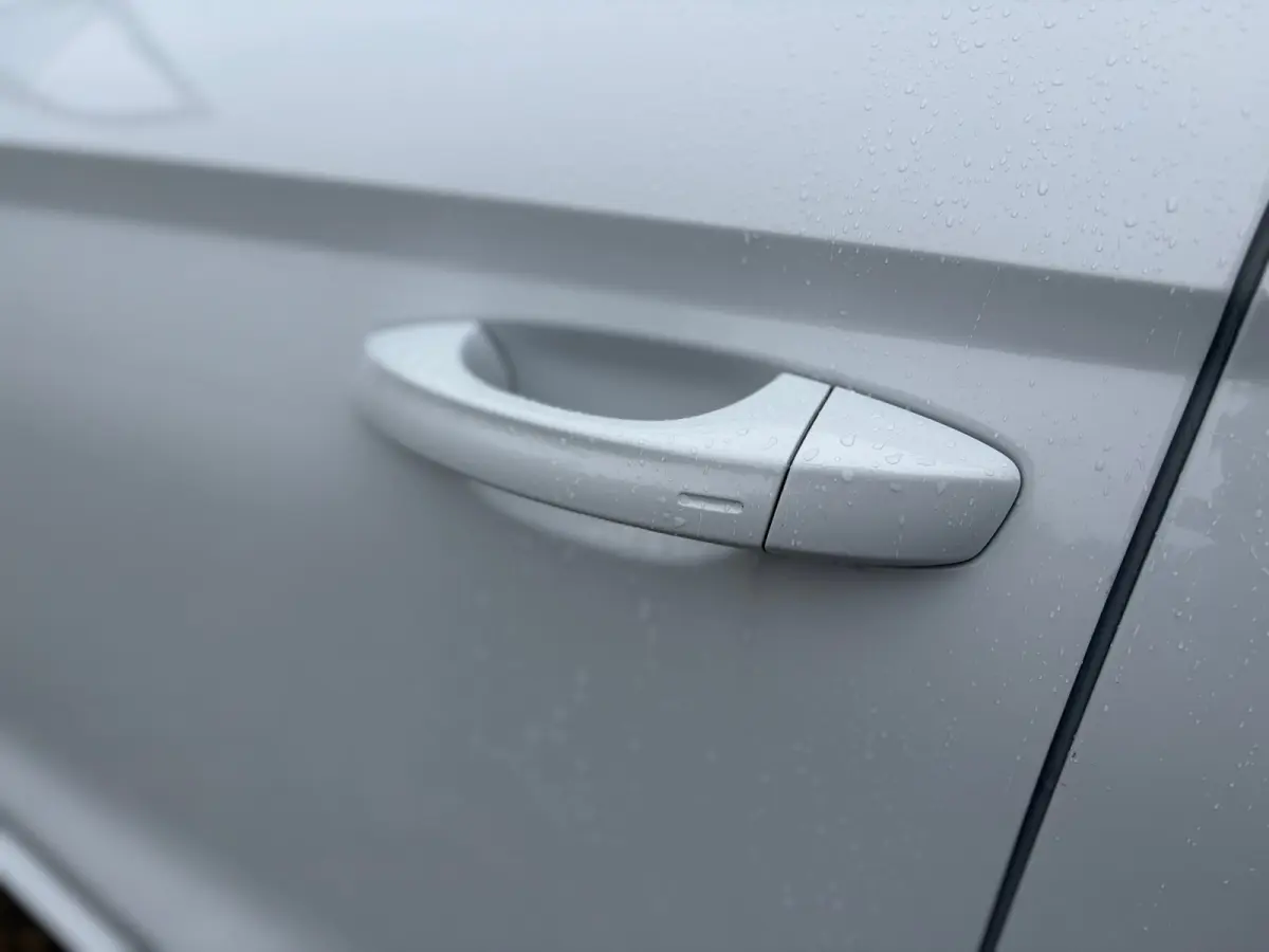 1.0 TSI FR LED I CAMERA I PDC I CARPLAY I CRUISE I DIKKE AUTO