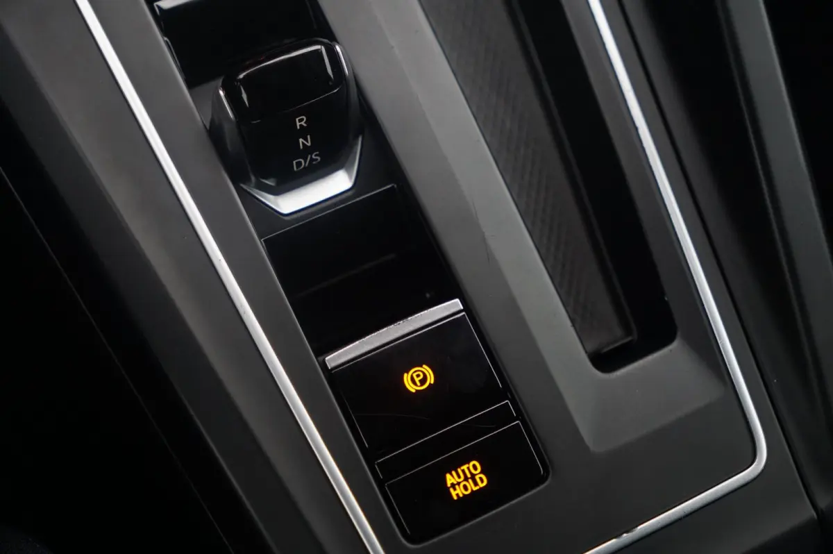 GTE 1.4 eHybrid 245pk | SoH 91% | Keyless | Achteruitrijcamera | Navigatie