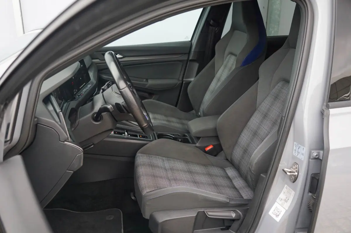 GTE 1.4 eHybrid 245pk | SoH 91% | Keyless | Achteruitrijcamera | Navigatie