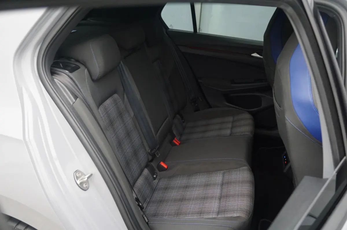 GTE 1.4 eHybrid 245pk | SoH 91% | Keyless | Achteruitrijcamera | Navigatie