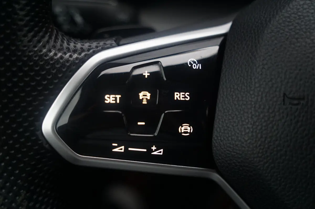GTE 1.4 eHybrid 245pk | SoH 91% | Keyless | Achteruitrijcamera | Navigatie