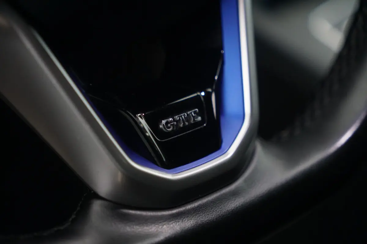 GTE 1.4 eHybrid 245pk | SoH 91% | Keyless | Achteruitrijcamera | Navigatie