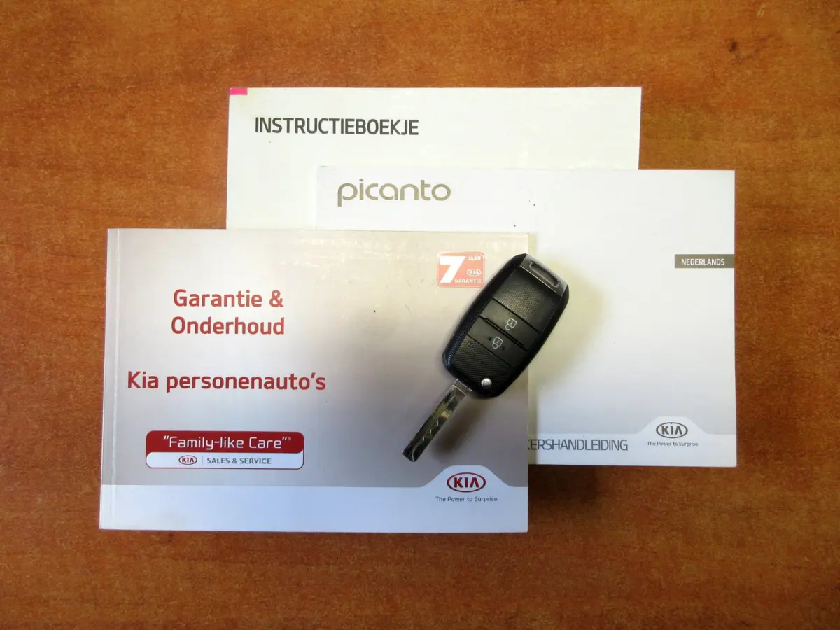 1.0 CVVT ComfortPlusLine Navigator * Camera *