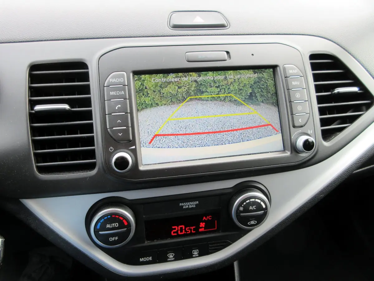 1.0 CVVT ComfortPlusLine Navigator * Camera *