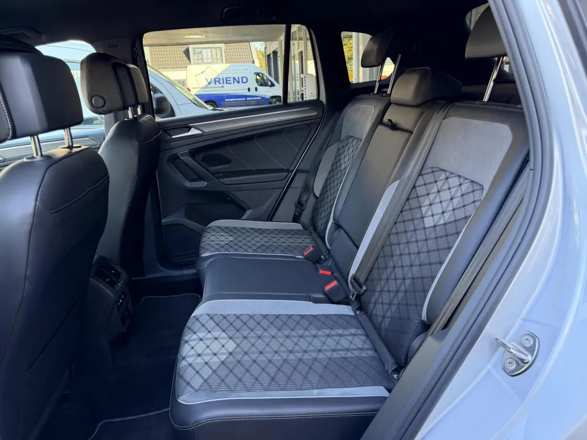 1.4 TSI eHybrid R-Line Black Style Stoelvw..