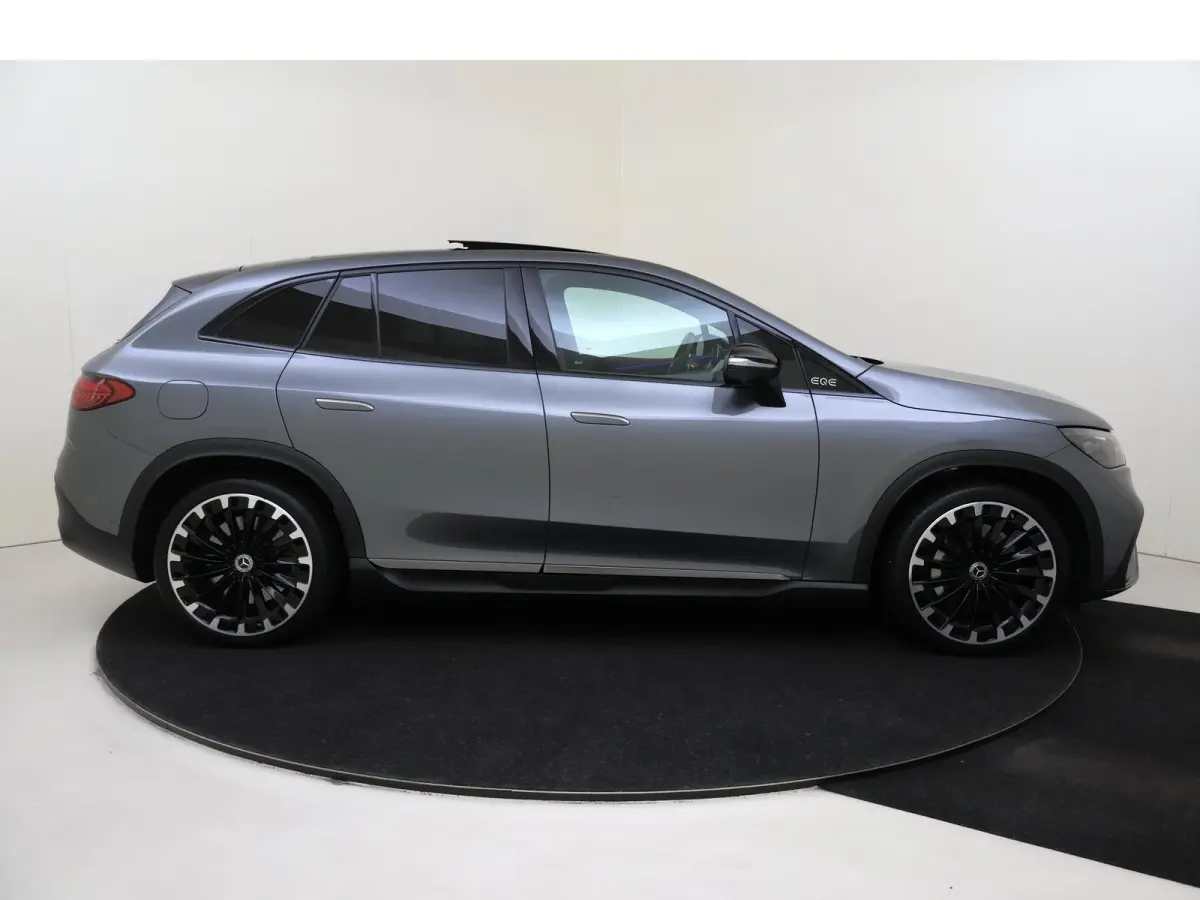 300 Sport Edition 91 kWh / Panoramadak/ 22 inch/ AIRMATIC/ Burmester 3D/ 360 camera