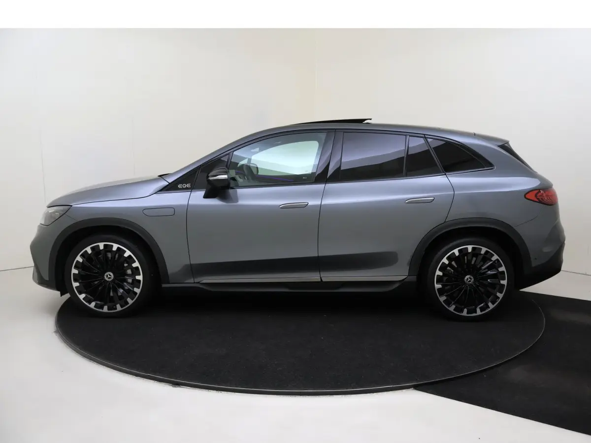 300 Sport Edition 91 kWh / Panoramadak/ 22 inch/ AIRMATIC/ Burmester 3D/ 360 camera