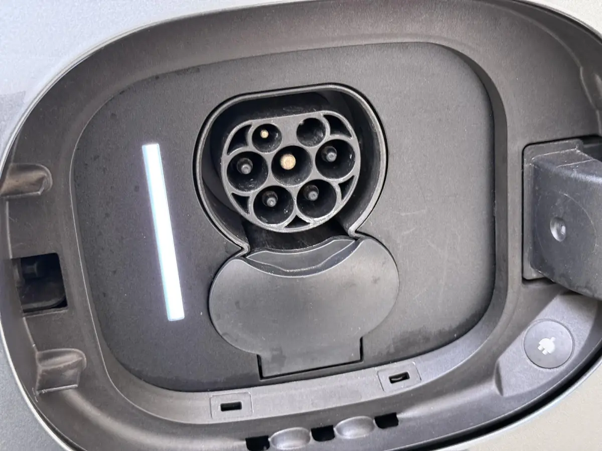 300 Sport Edition 91 kWh / Panoramadak/ 22 inch/ AIRMATIC/ Burmester 3D/ 360 camera
