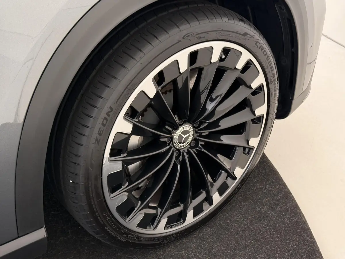 300 Sport Edition 91 kWh / Panoramadak/ 22 inch/ AIRMATIC/ Burmester 3D/ 360 camera