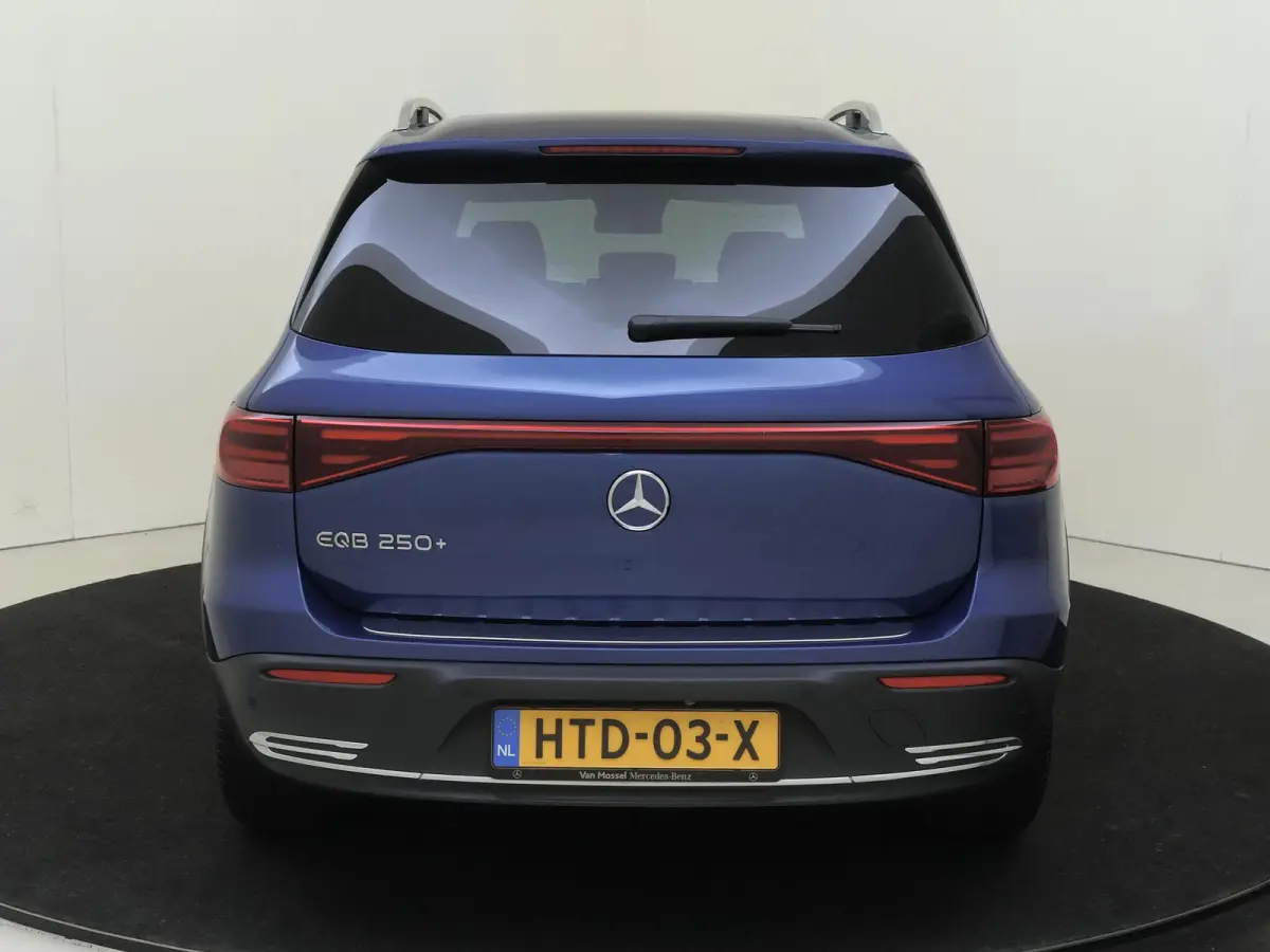 250+ Luxury Line LIMITED 71 kWh Premium Pakket /Panoramadak /Keyless-Go /CarPlay /10.198 KM!