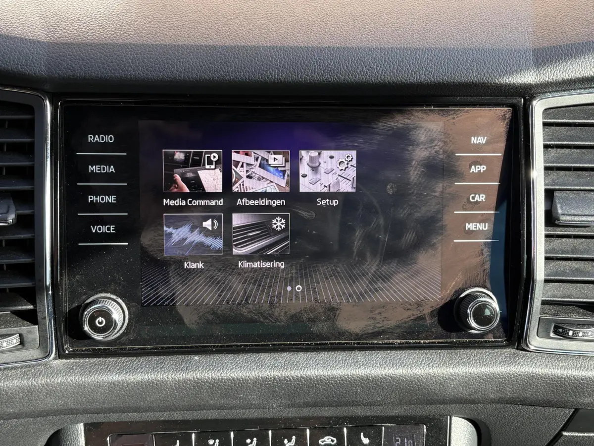 1.5 TSI 150pk Business Edition NL-AUTO/TREKHAAK/CARPLAY/CAMERA