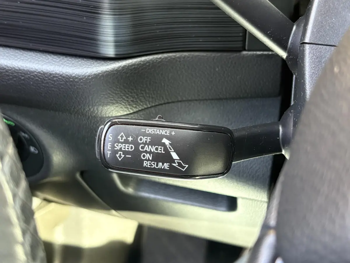 1.5 TSI 150pk Business Edition NL-AUTO/TREKHAAK/CARPLAY/CAMERA