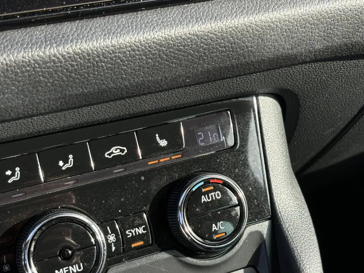 1.5 TSI 150pk Business Edition NL-AUTO/TREKHAAK/CARPLAY/CAMERA