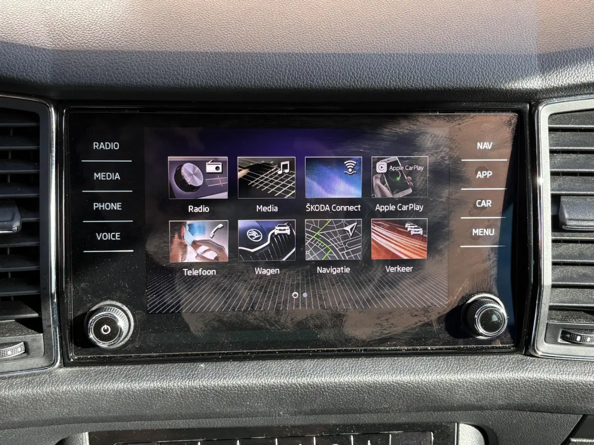 1.5 TSI 150pk Business Edition NL-AUTO/TREKHAAK/CARPLAY/CAMERA