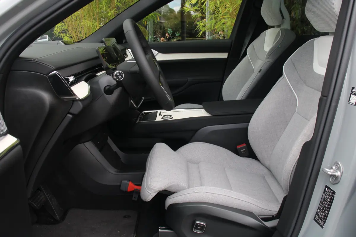 Twin Motor Ultra 7p. 111 kWh | Full Option! | Luchtvering | Bowers&Wilkins | Pilot Assist | 22" Velgen