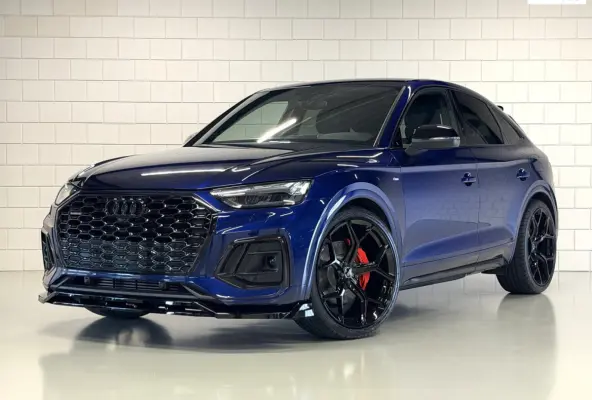 50 TFSI e quattro Competition Black Optic SQ5 | 1E EIG | DEALER | ADAPT. CRUISE | CARPLAY | CAMERA | S-LINE