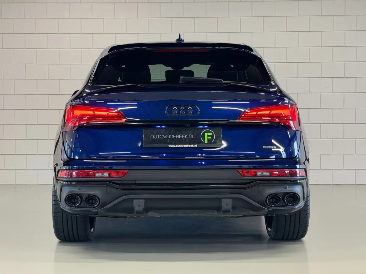 50 TFSI e quattro Competition Black Optic SQ5 | 1E EIG | DEALER | ADAPT. CRUISE | CARPLAY | CAMERA | S-LINE