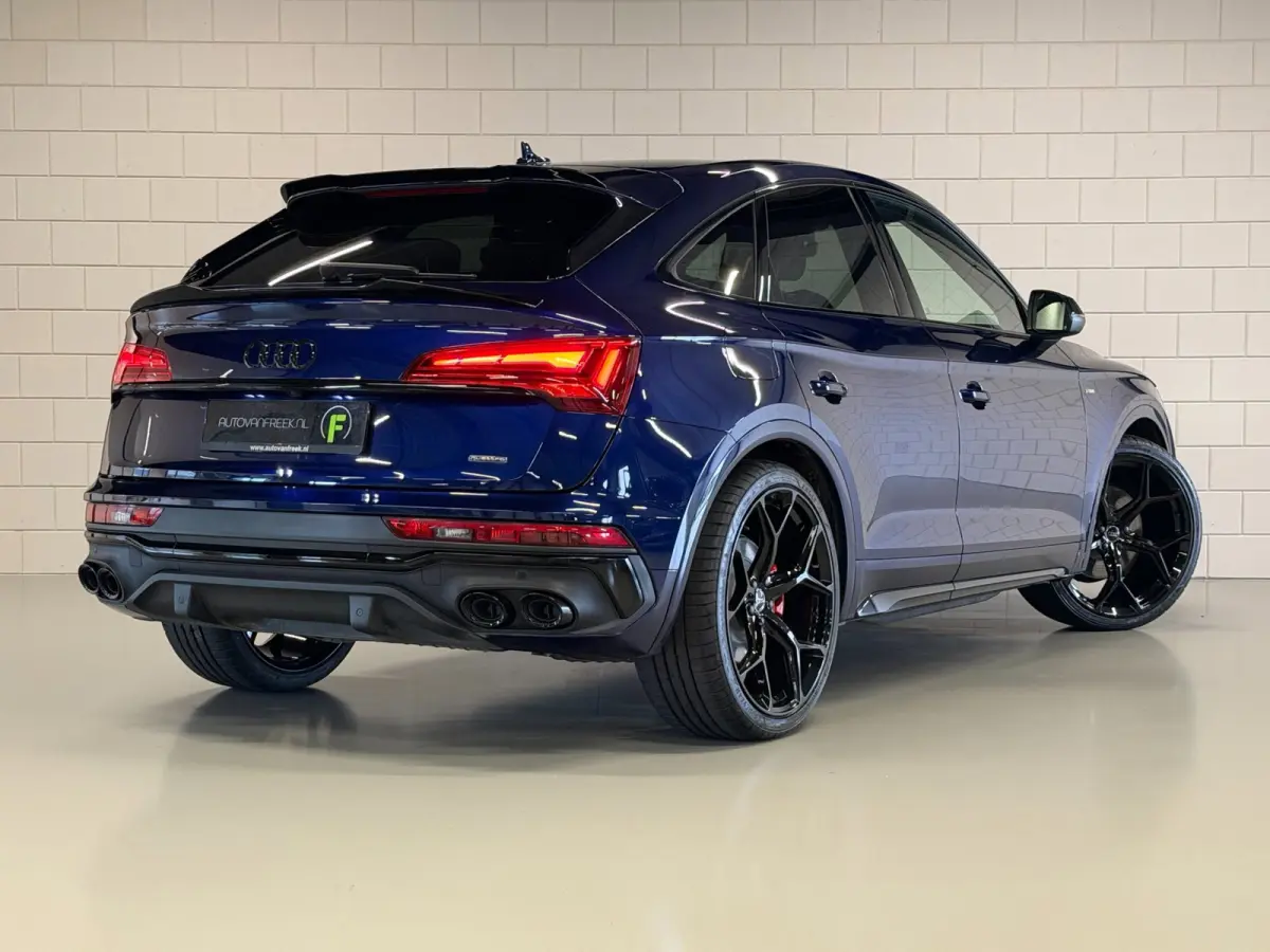 50 TFSI e quattro Competition Black Optic SQ5 | 1E EIG | DEALER | ADAPT. CRUISE | CARPLAY | CAMERA | S-LINE