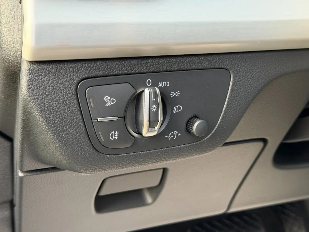 50 TFSI e quattro Competition Black Optic SQ5 | 1E EIG | DEALER | ADAPT. CRUISE | CARPLAY | CAMERA | S-LINE