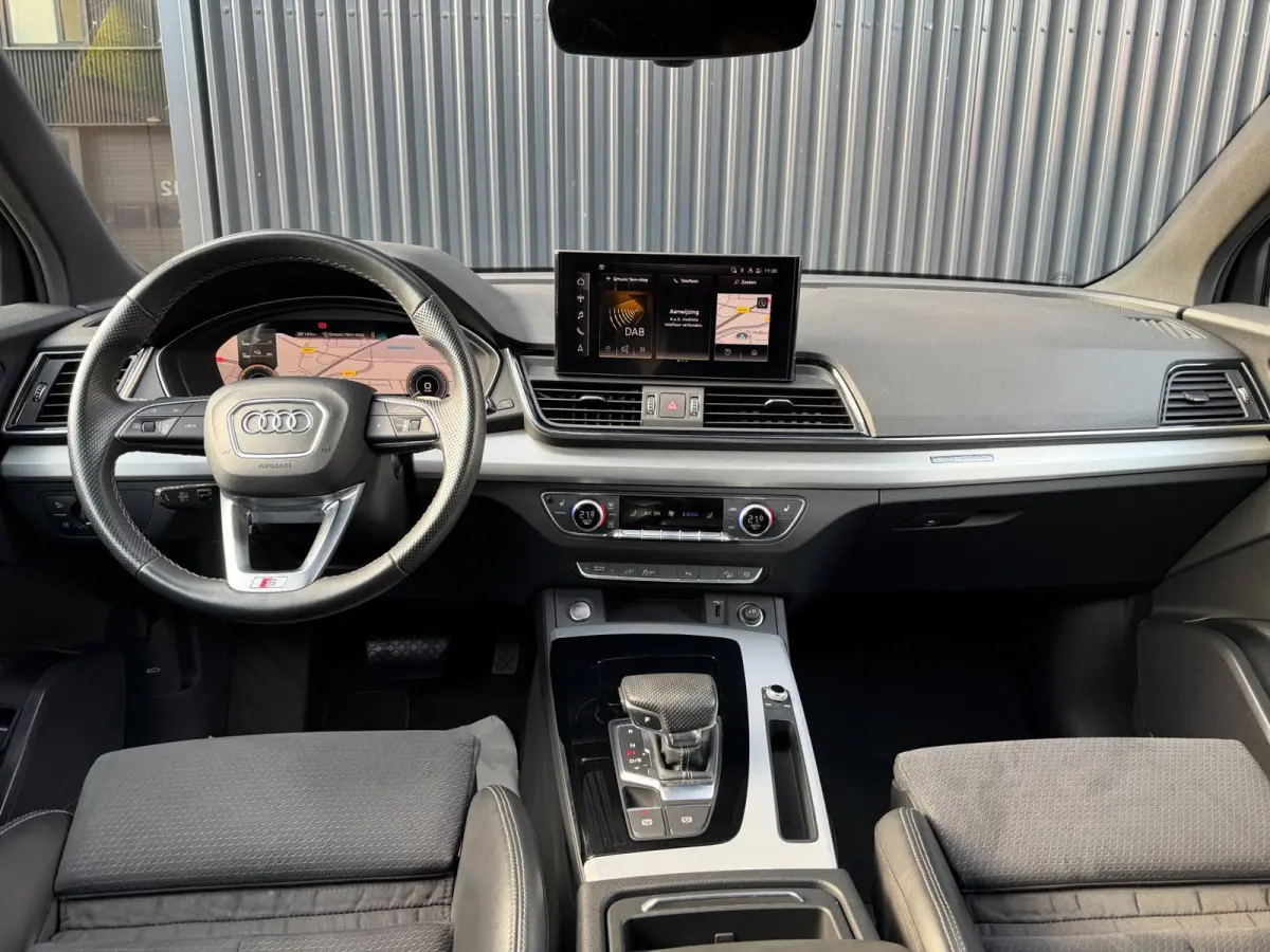 50 TFSI e quattro Competition Black Optic SQ5 | 1E EIG | DEALER | ADAPT. CRUISE | CARPLAY | CAMERA | S-LINE