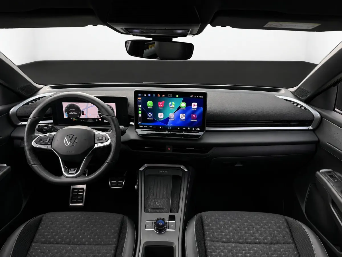 1.5 eTSI 150PK DSG R-LINE SPORT CAMERA/CARPLAY/IQ-LIGHT