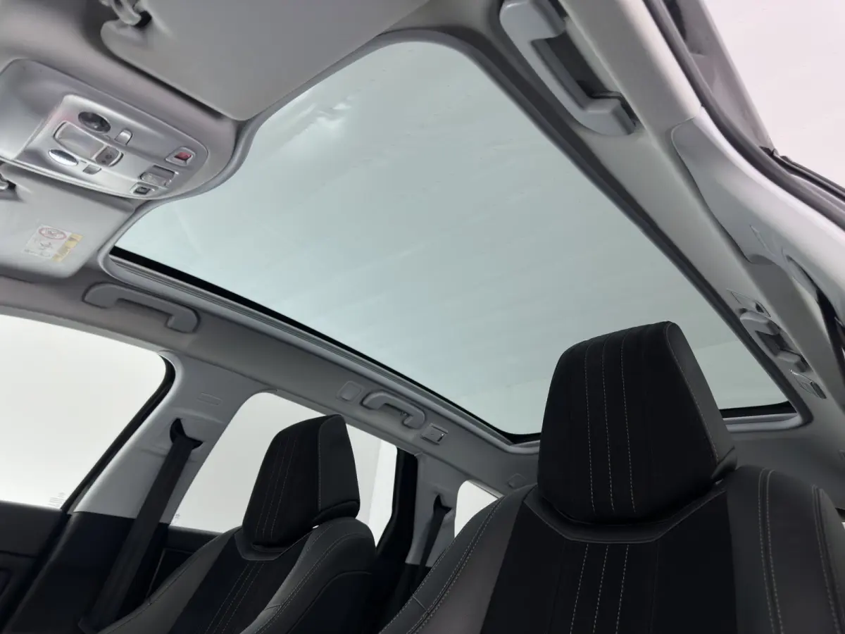 1.5 BlueHDi Blue Lease Premium (INCL.BTW) *PANO | LEATHER-MICROFIBRE | FULL-LED | DENON-AUDIO | BLIND-SPOT | SPORT-SEATS | NAVI-FULLMAP | KEYLESS | DAB | LANE-ASSIST | CAMERA | ECC | CARPLAY