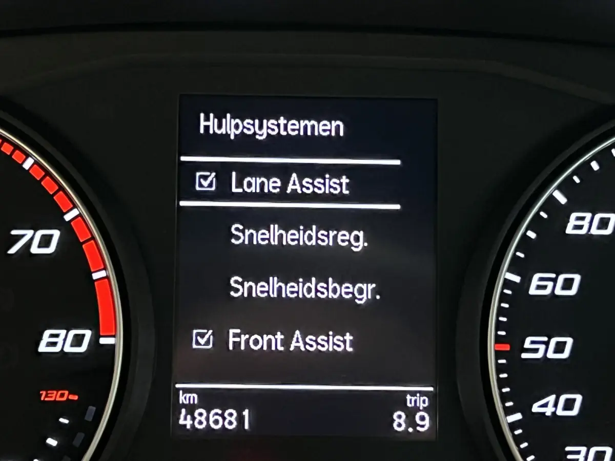 1.0 EcoTSI FR | Android/Apple Carplay | LM Velgen 17" | Cruise Control | PDC Voor en Achter | Full LED Verlichting | Airco |