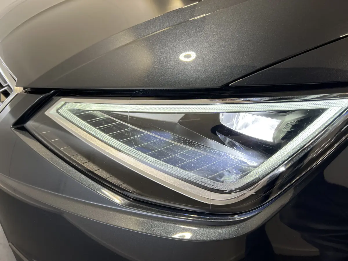1.0 EcoTSI FR | Android/Apple Carplay | LM Velgen 17" | Cruise Control | PDC Voor en Achter | Full LED Verlichting | Airco |