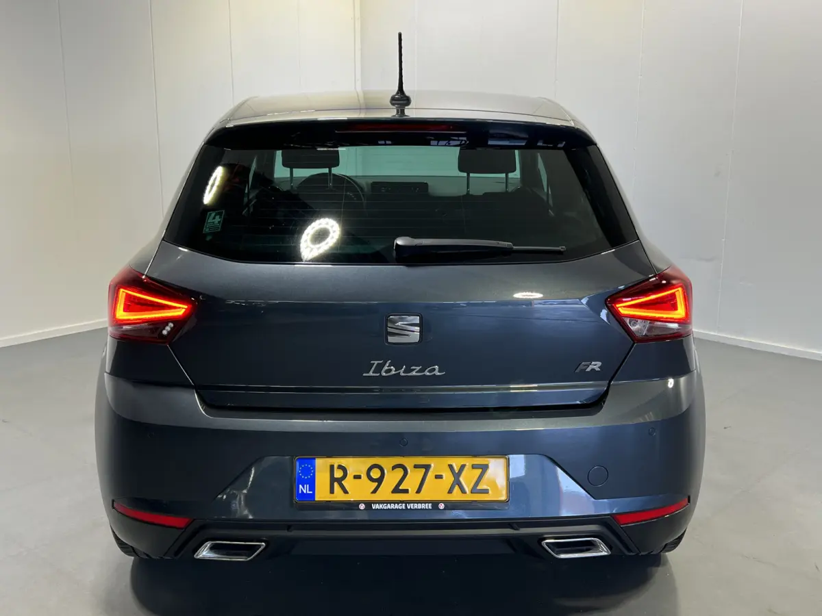 1.0 EcoTSI FR | Android/Apple Carplay | LM Velgen 17" | Cruise Control | PDC Voor en Achter | Full LED Verlichting | Airco |