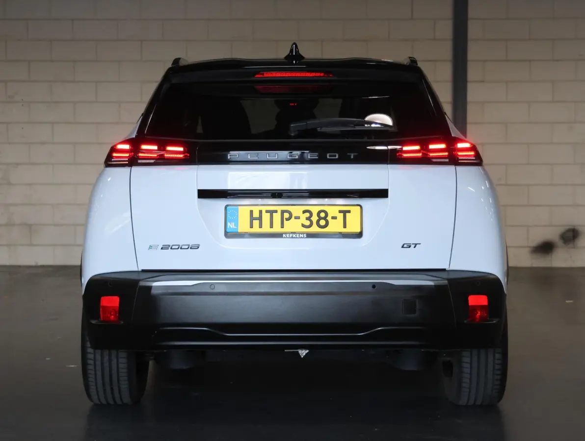 EV GT Avantage 54 kWh 156PK | AppleCarPlay/AndroidAuto | Climate Control | Adaptive Cruise Control | 360'Camera | FULL LED | Navigatie | LMV | Parkeersensoren | Privacy Glass | Isofix | Two-