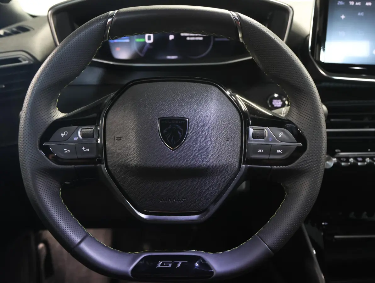 EV GT Avantage 54 kWh 156PK | AppleCarPlay/AndroidAuto | Climate Control | Adaptive Cruise Control | 360'Camera | FULL LED | Navigatie | LMV | Parkeersensoren | Privacy Glass | Isofix | Two-
