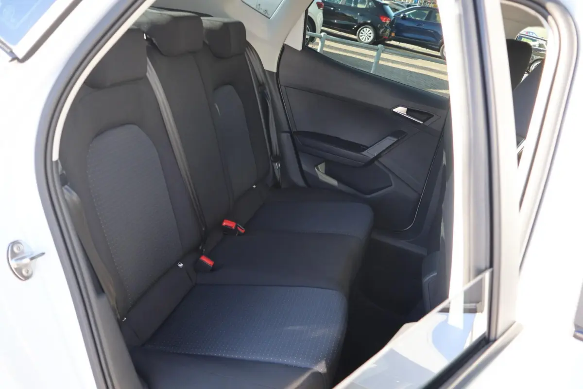 1.0 TSI 95pk Style | Trekhaak | Climate Control | PDC | Carplay