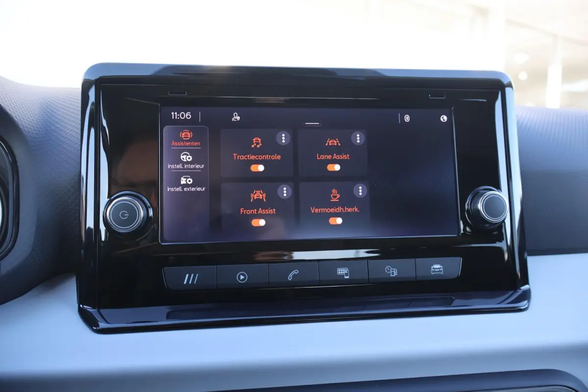 1.0 TSI 95pk Style | Trekhaak | Climate Control | PDC | Carplay