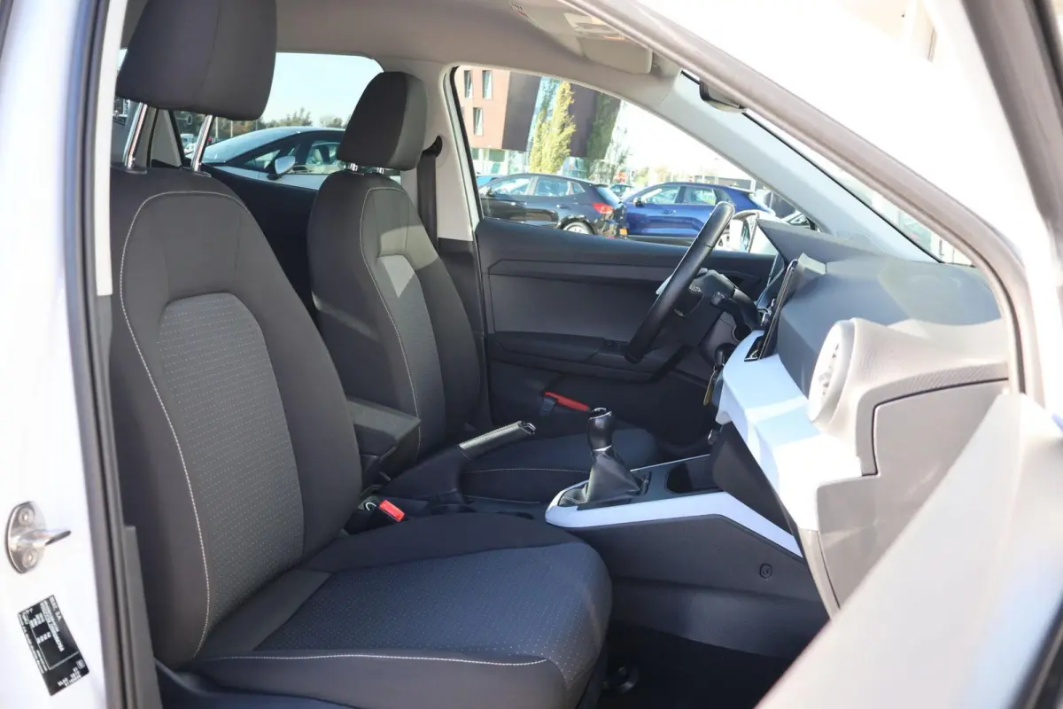1.0 TSI 95pk Style | Trekhaak | Climate Control | PDC | Carplay