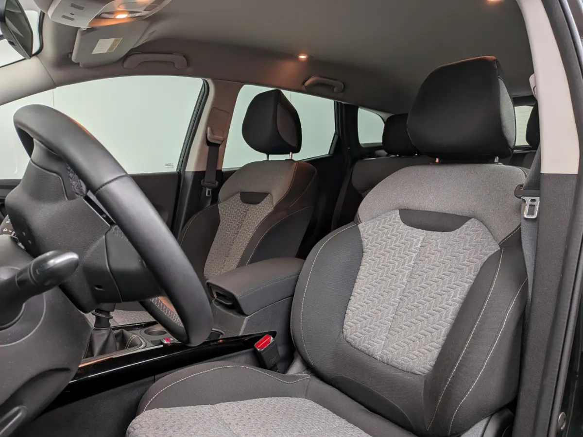 1.3 TCe Limited l Trekhaak Wegklapbaar l Navigatie l Parkeersensoren l Apple Car Play / Android l Climate Control l Cr Control l