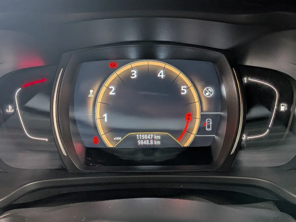 1.3 TCe Limited l Trekhaak Wegklapbaar l Navigatie l Parkeersensoren l Apple Car Play / Android l Climate Control l Cr Control l