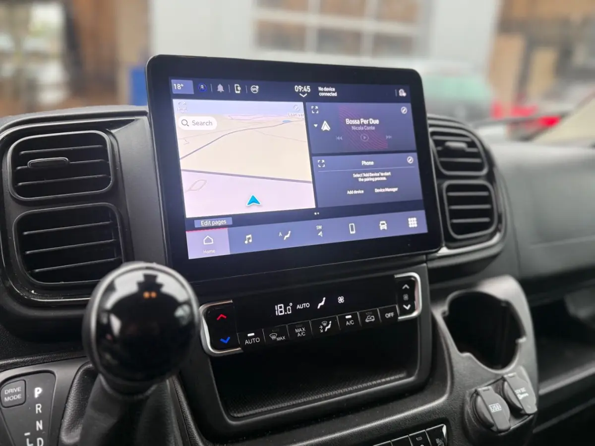 2.2 140pk AUTOMAAT L3H2 3.5t | Achteruitrijcamera | Airco | Apple carplay