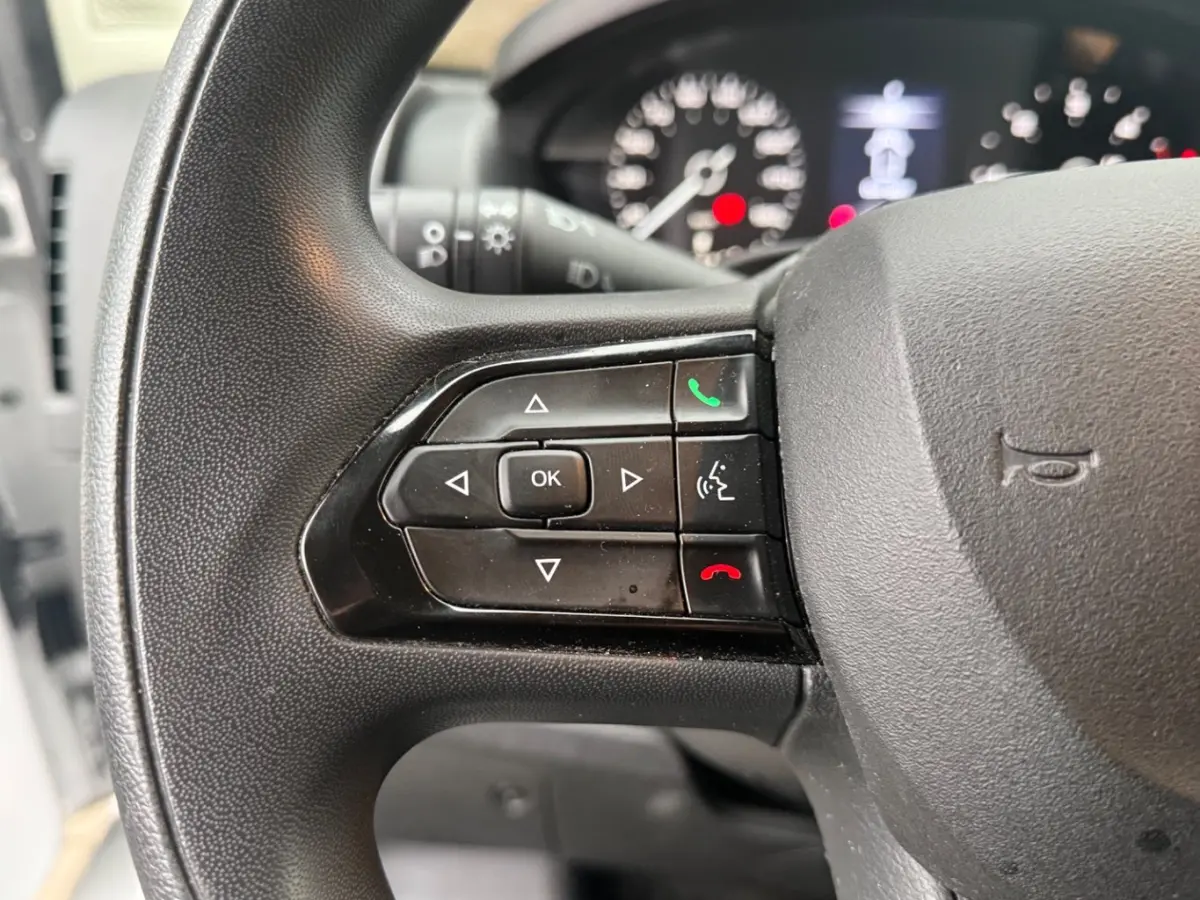 2.2 140pk AUTOMAAT L3H2 3.5t | Achteruitrijcamera | Airco | Apple carplay