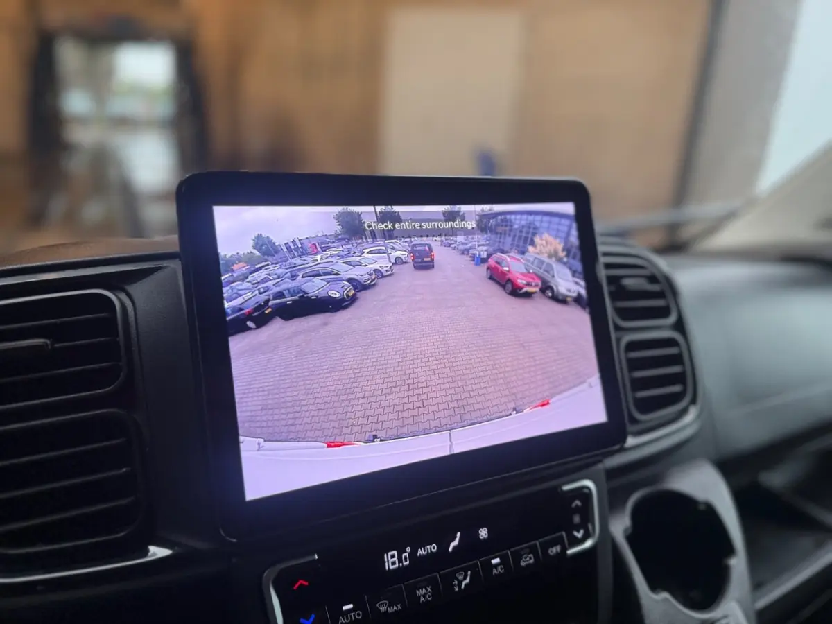 2.2 140pk AUTOMAAT L3H2 3.5t | Achteruitrijcamera | Airco | Apple carplay