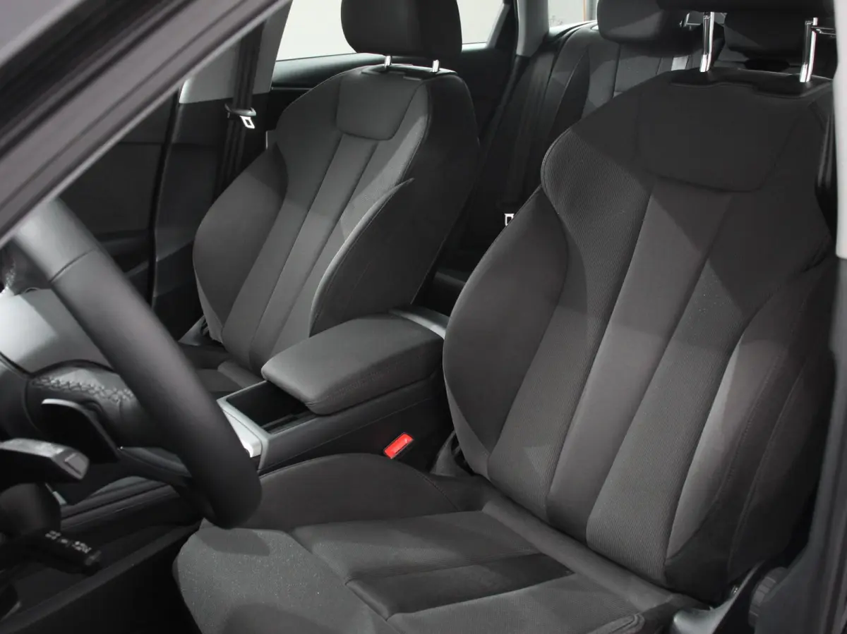 40 TFSI 205pk Automaat S Line Plus Navigatie Climate Control Cruise control Lichtmetalen velgen Stoelverwarming Parkeersensoren Elektrische achterklep