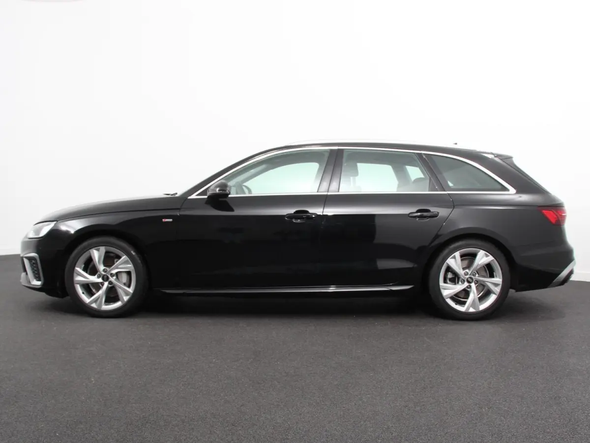 40 TFSI 205pk Automaat S Line Plus Navigatie Climate Control Cruise control Lichtmetalen velgen Stoelverwarming Parkeersensoren Elektrische achterklep