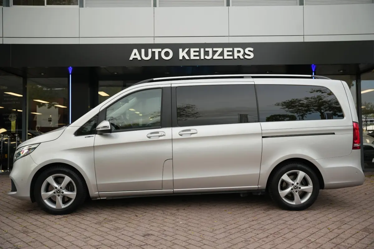 220d Lang DC Dubbele Cabine | BTW | Camera | CarPlay | Stoelverwarming | Cruise | Allseason